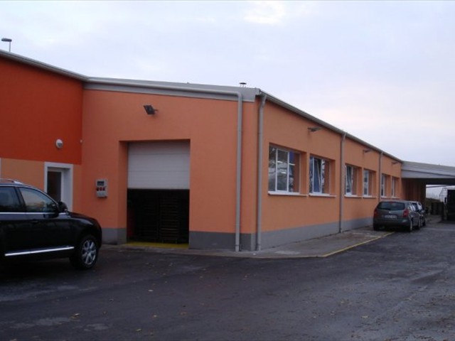 phoca_thumb_l_poslovni_objekt_01